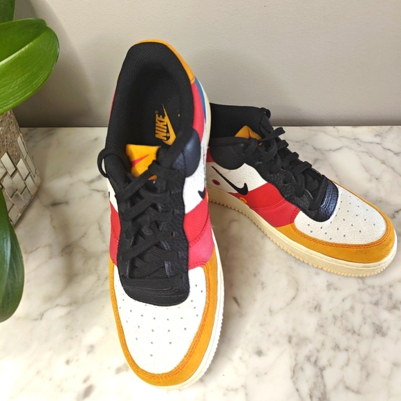 Nike Air Force 1 Low Premium 'Uptowns" | Size 7M / 8.5W - Picture 5 of 14